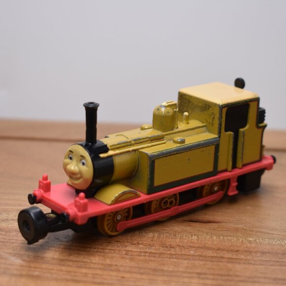 Stepney Bandai Vintage 1995 N. 48738 Japan Thomas Tank Engine Magnetic Coupler - Picture 1 of 8
